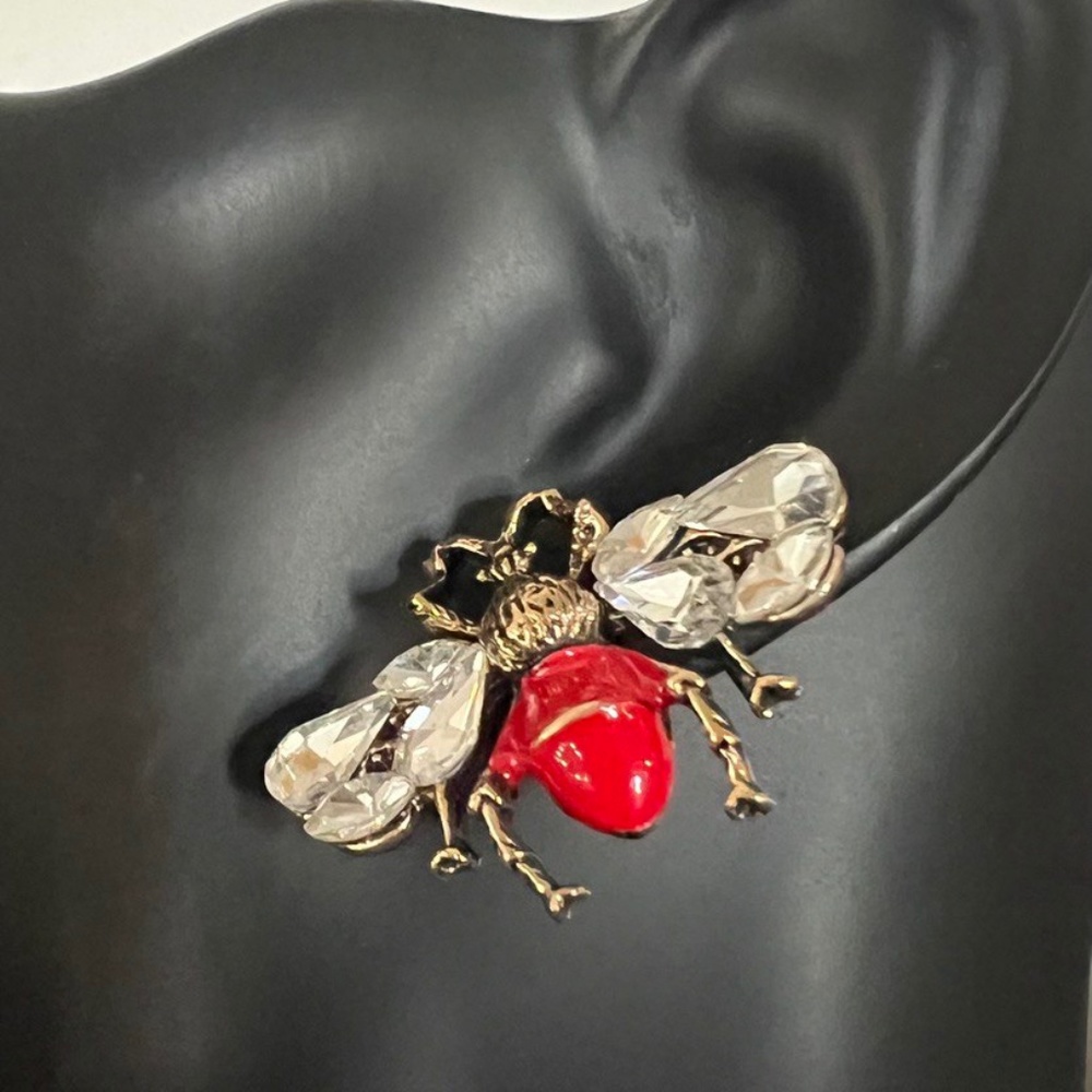 Honey bee shape EARRINGS